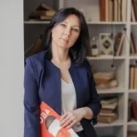 Новикова Елена